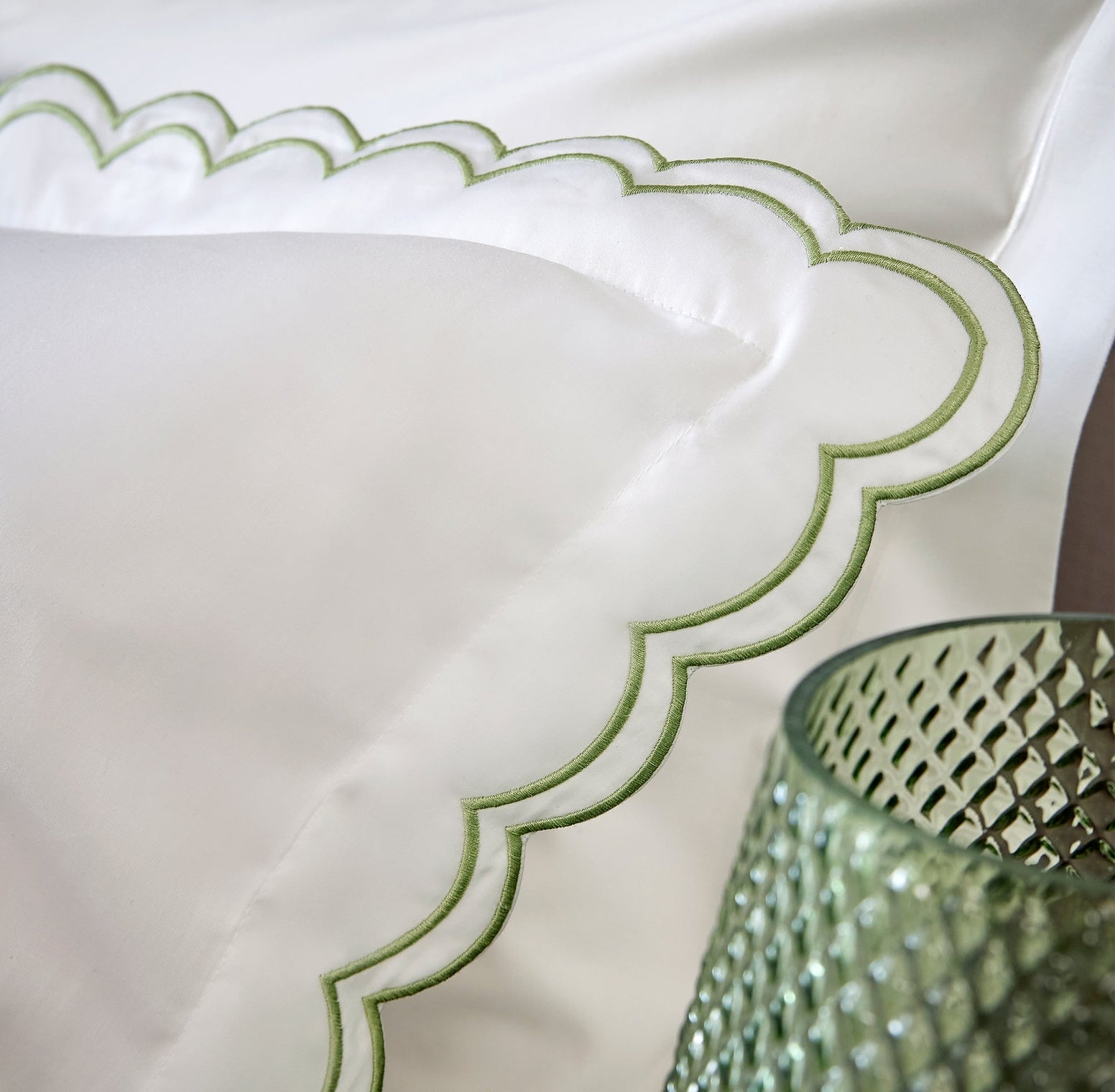 Scallop Edge Pillowcase Pair