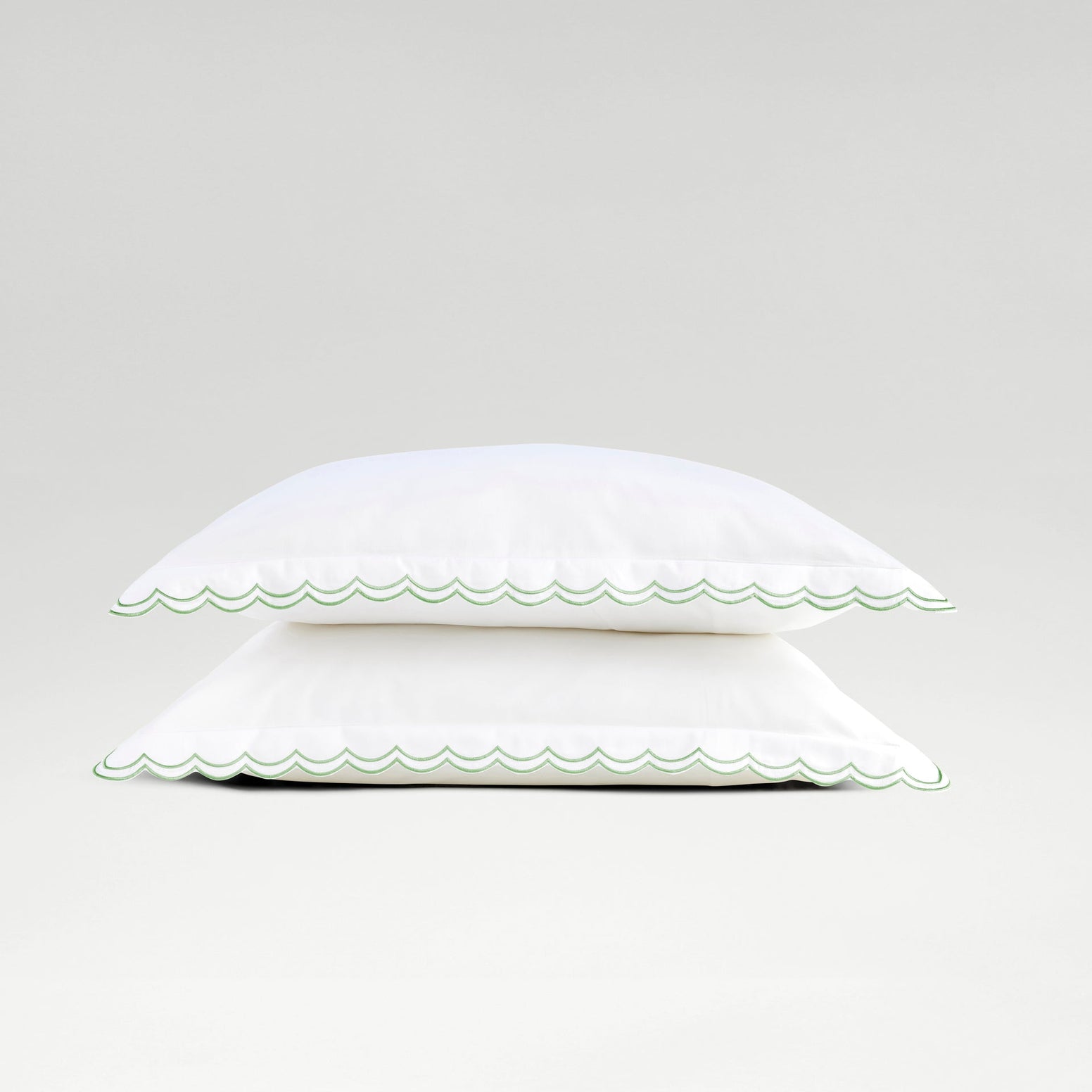 Scallop Edge Pillowcase Pair