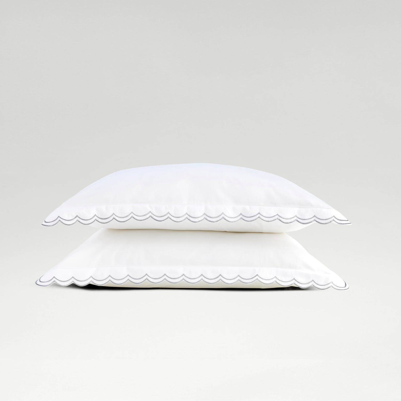 Scallop Edge Pillowcase Pair