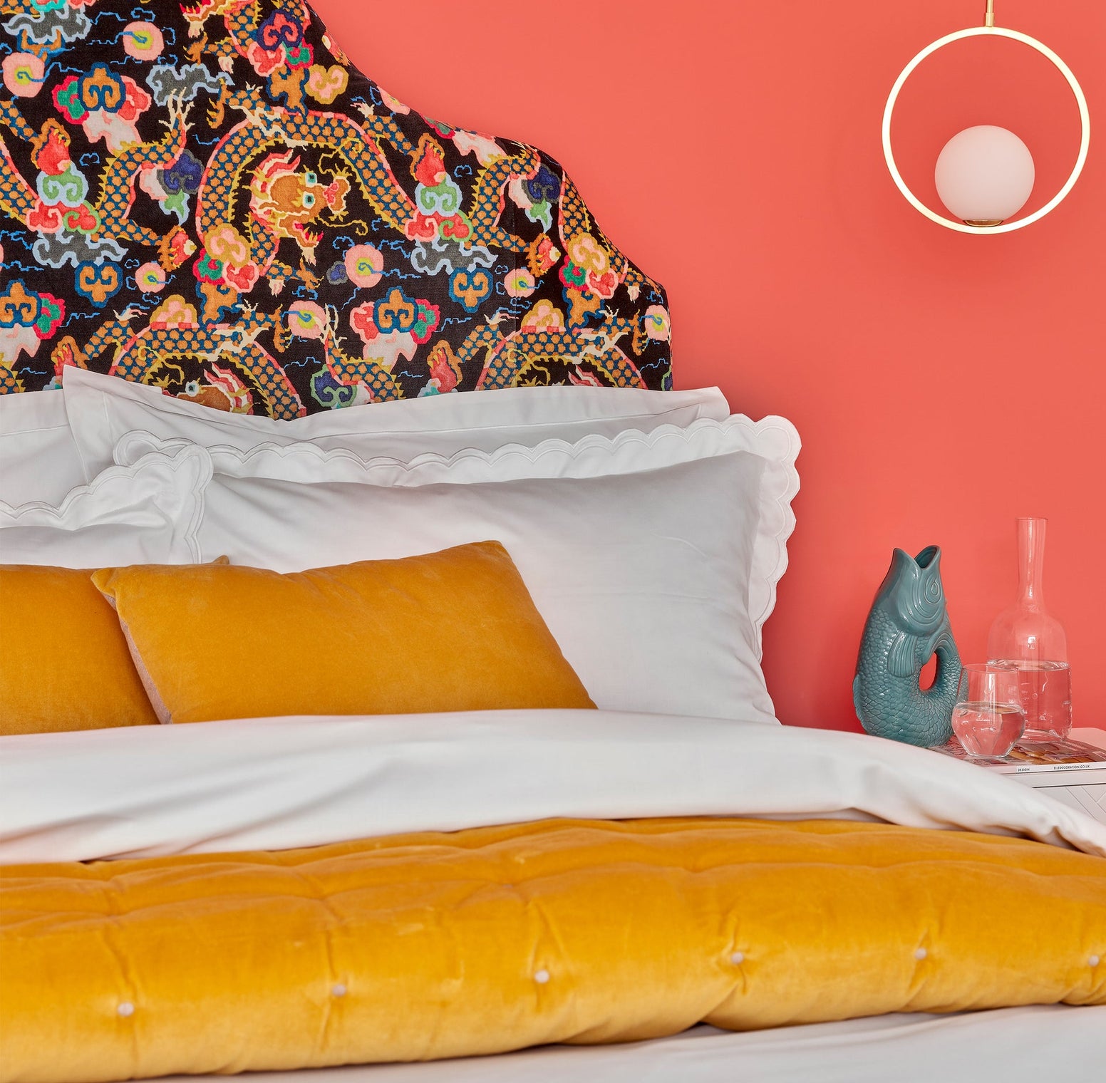 Scallop Edge Pillowcase Pair